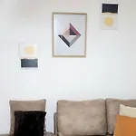 Tulips Apartment-free Parking *