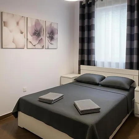 Apartmán Tulips Apartment-free Parking